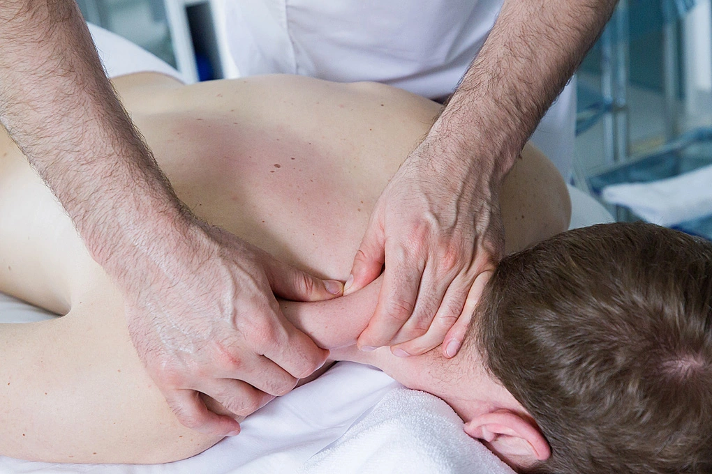 Neck and collar zone massage